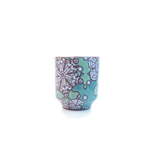 Load image into Gallery viewer, #58 Snowflakes Tea Bowl
