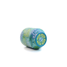 Load image into Gallery viewer, #61 Hoya Blossoms Tea Bowl *